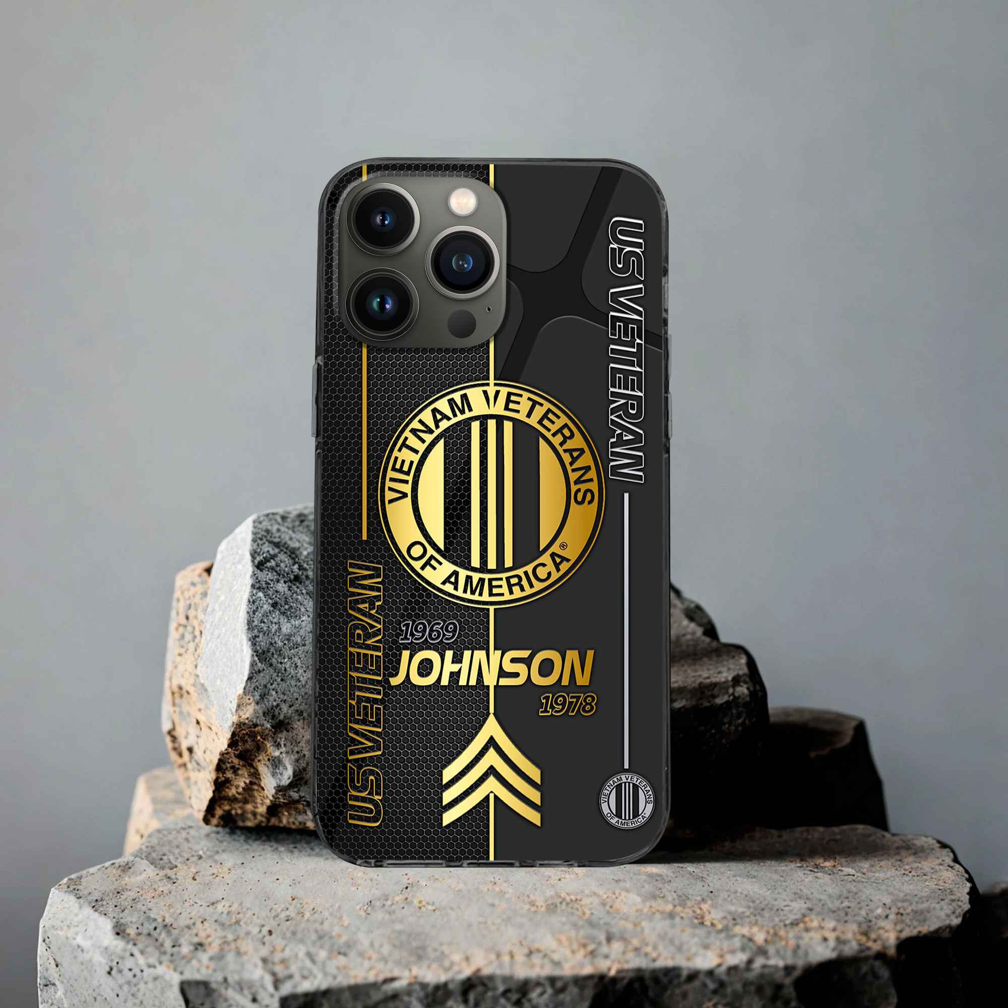 Unique Custom Name, Rank,Year Vietnam Veteran Phone Case VPVC502706, Gifts For Vietnam Veteran, Gifts For Dad, For Husband, Best Gifts On Father’s Day, Independence Day, Veterans Day