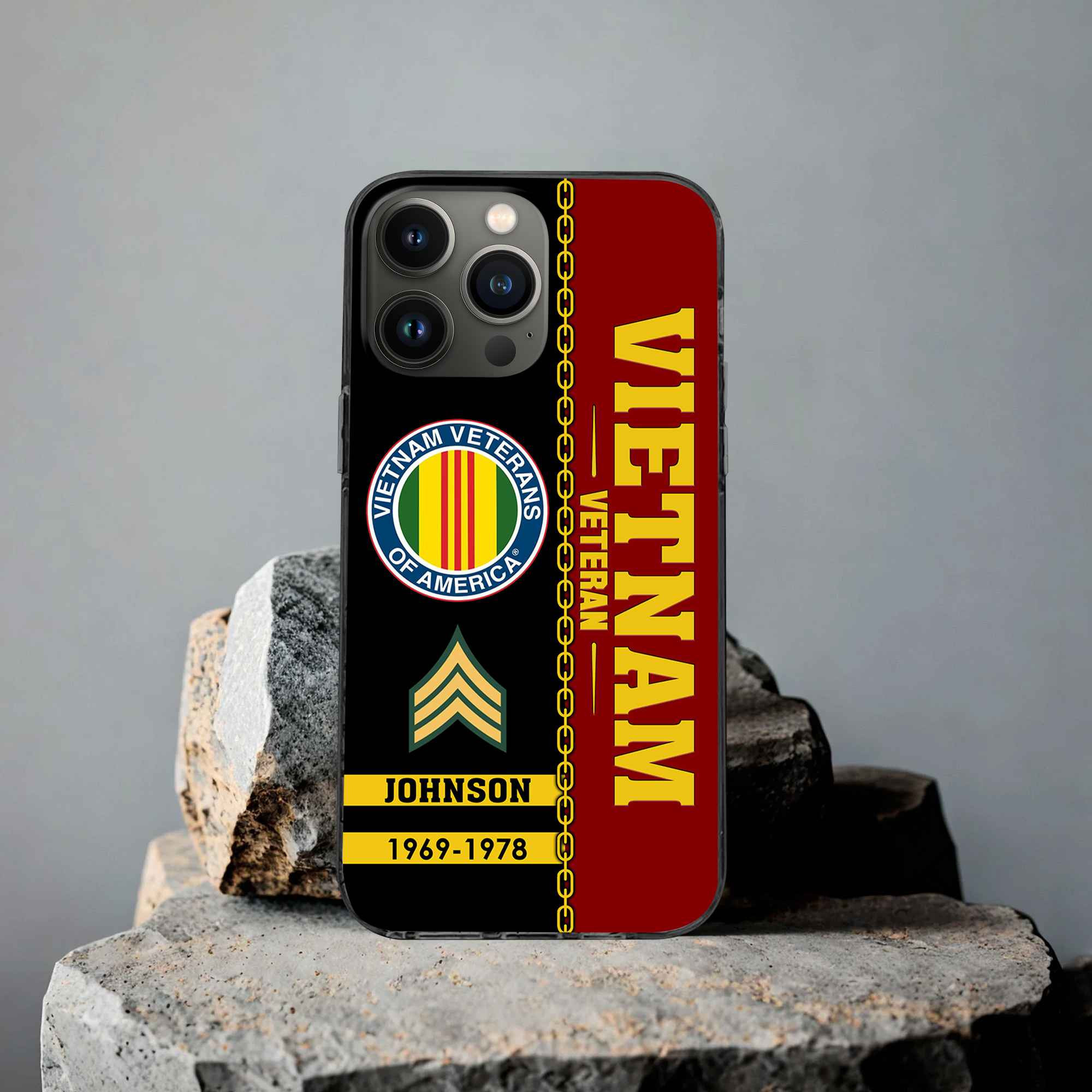 Unique Custom Name, Rank,Year Vietnam Veteran Phone Case VPVC503706, Gifts For Vietnam Veteran, Gifts For Dad, For Husband, Best Gifts On Father’s Day, Independence Day, Veterans Day