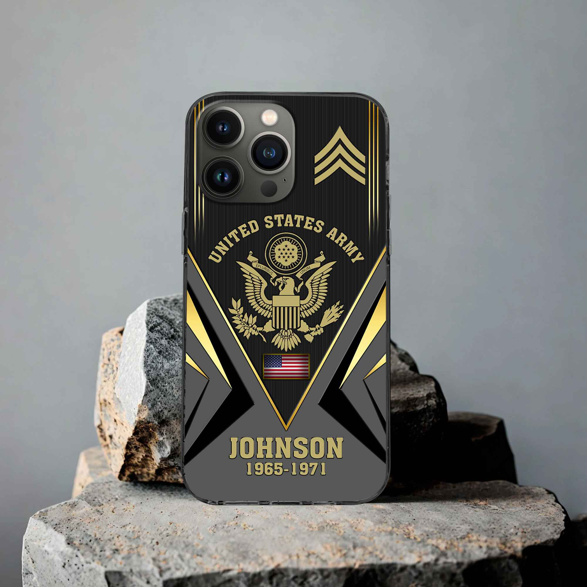 Unique Custom Name, Rank, Year, US Army Phone Case VPVC506801, Gifts For Army Veteran, Best Gifts On Father’s Day, Independence Day, Veterans Day